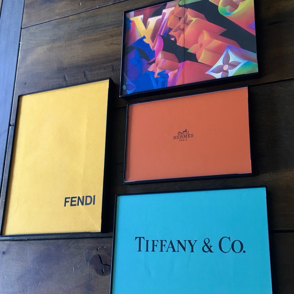 Custom luxury bag bundles with free custom frames - Picture 2 of 16